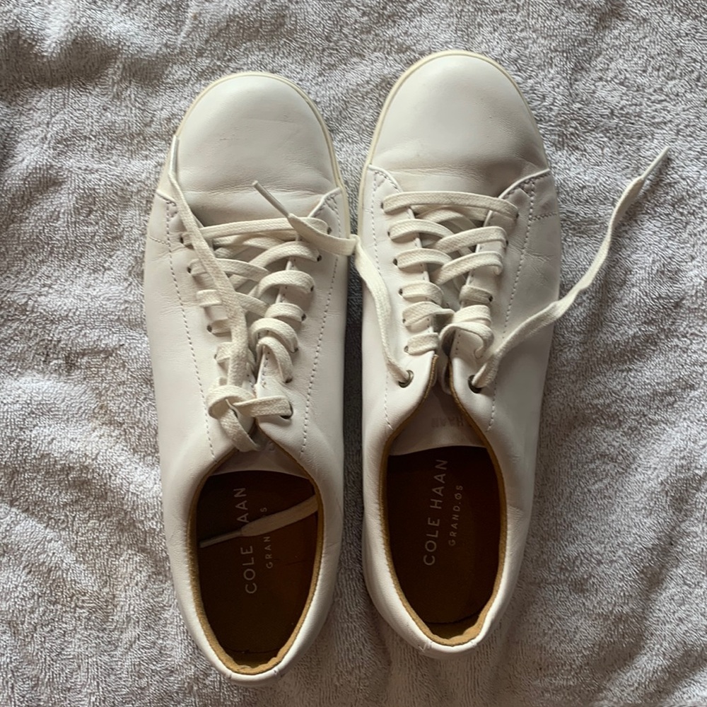 Like New Cole Haan SNEAKERS 9.5